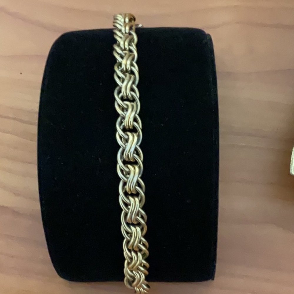 Givenchy Gold-Tined Ripe Bracelet πππ - Picture 7 of 11